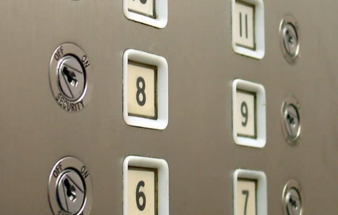 elevator-buttons-1483788